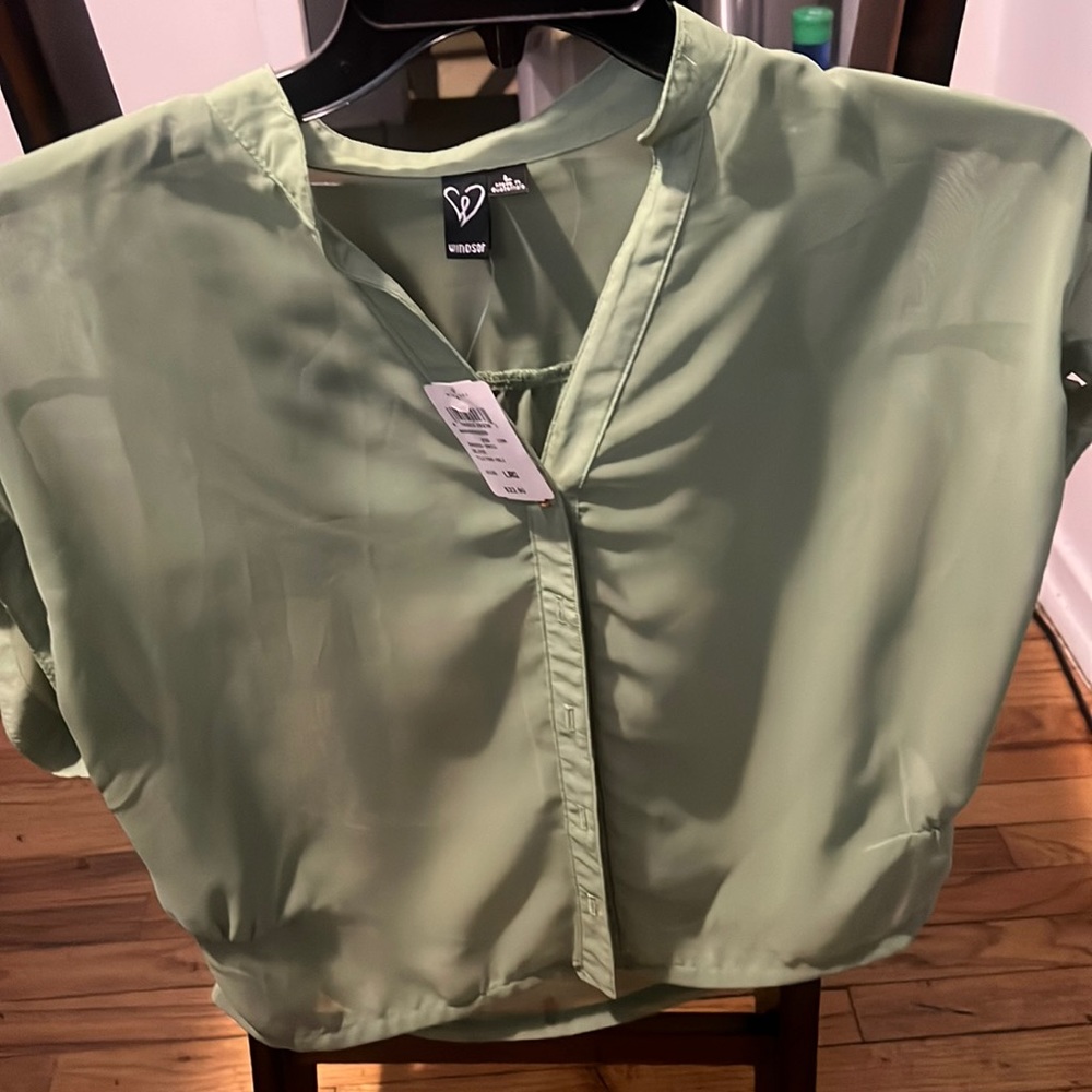 Woman olive  sheer crop top